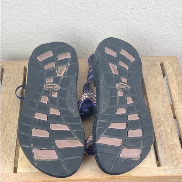 Chaco Women's Z/1 Echo tread Sandals in Purple and Orange Size 7 - Picture 6 of 6